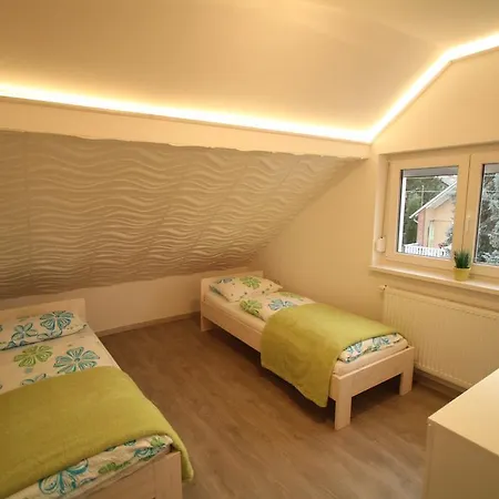 아파트 Apartman Sailing 블로톤퓌레드